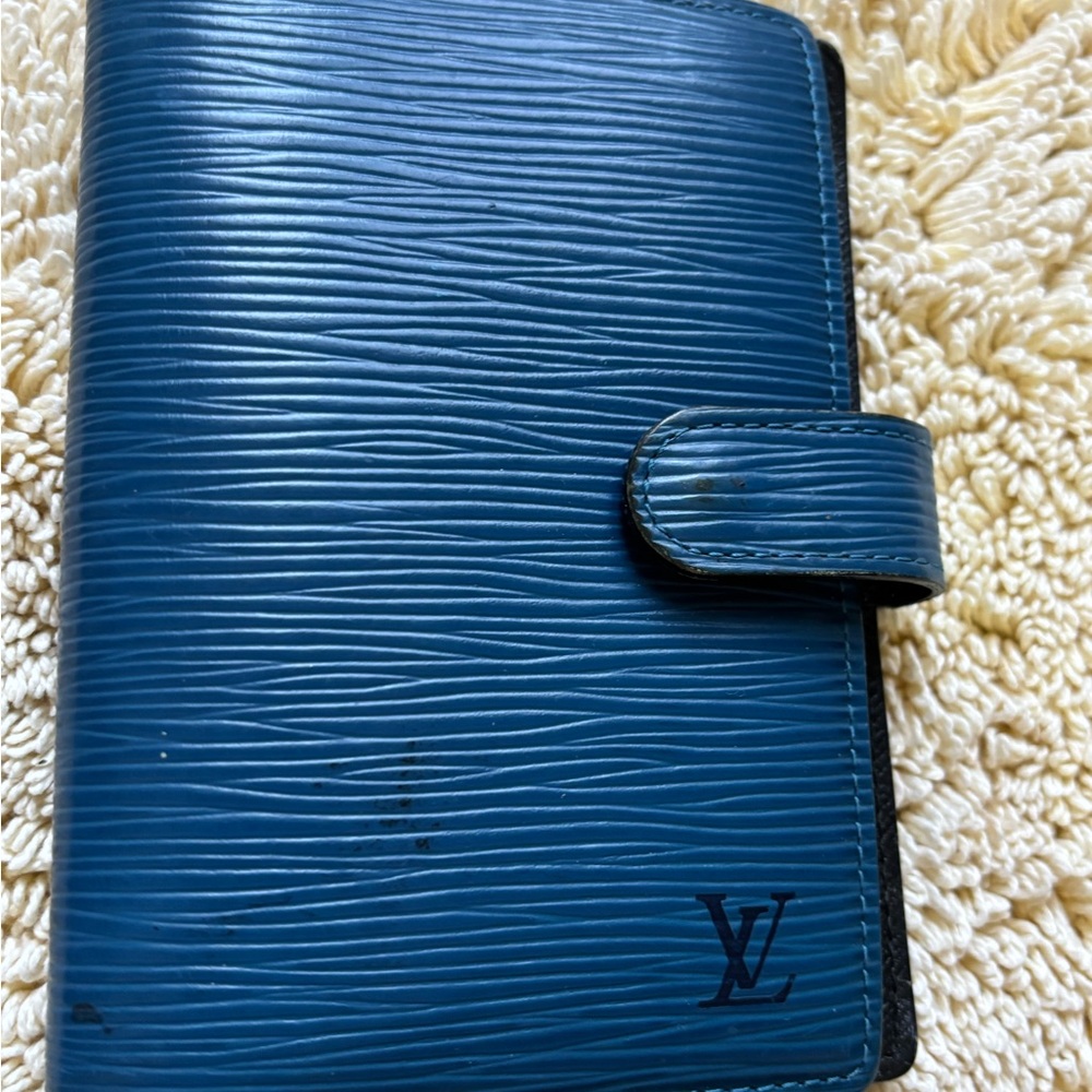 Louis Vuitton Blue Epi leather small Agenda